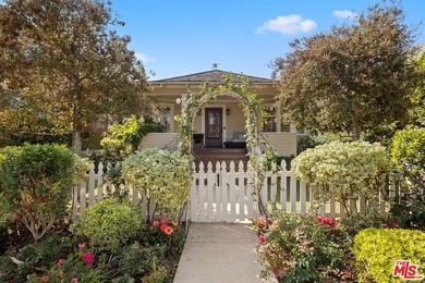 Beach Condo Active Under Contract in Santa Monica, California