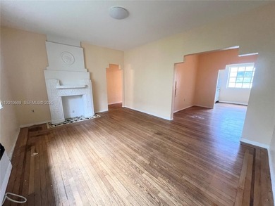 Beach Condo For Sale in Miami Beach, Florida