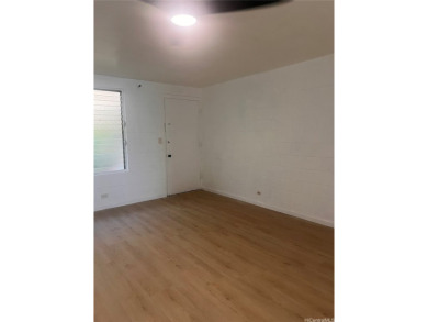 Beach Condo Active Under Contract in Waipahu, Hawaii