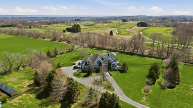 Beach Home For Sale in Portsmouth, Rhode Island