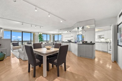 Beach Condo For Sale in West Palm Beach, Florida