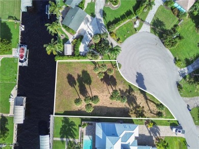 Beach Lot For Sale in North Fort Myers, Florida