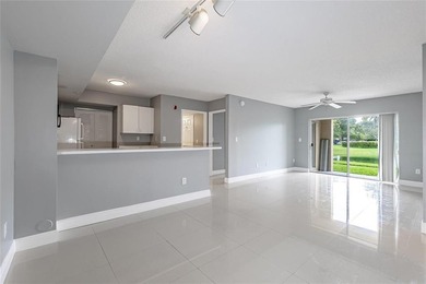 Beach Condo For Sale in Davie, Florida