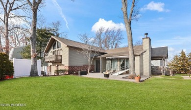 Beach Home Sale Pending in Neptune, New Jersey