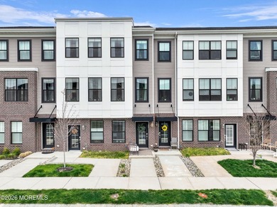 Beach Townhome/Townhouse Sale Pending in Tinton Falls, New Jersey