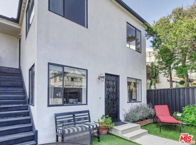 Beach Home For Sale in Venice, California