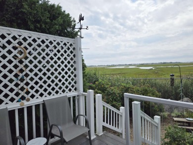 Beach Home Sale Pending in Seabrook, New Hampshire