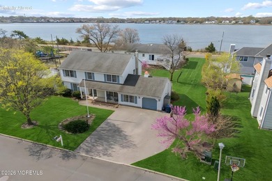 Beach Home Sale Pending in Neptune, New Jersey
