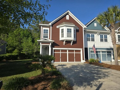 Beach Townhome/Townhouse For Sale in Mount Pleasant, South Carolina