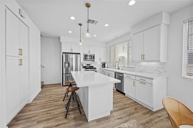 Beach Condo For Sale in Costa Mesa, California