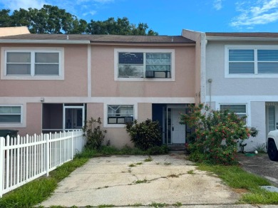 Beach Townhome/Townhouse For Sale in Largo, Florida