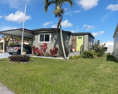 Beach Home For Sale in Riviera Beach, Florida