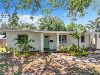 Beach Home Sale Pending in St. Petersburg, Florida