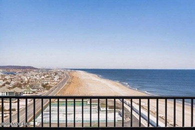 Beach Condo For Sale in Monmouth Beach, New Jersey