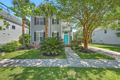 Beach Home For Sale in Mount Pleasant, South Carolina