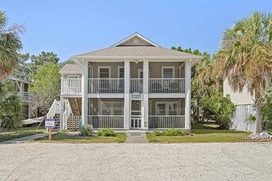 Beach Home For Sale in Pawleys Island, South Carolina