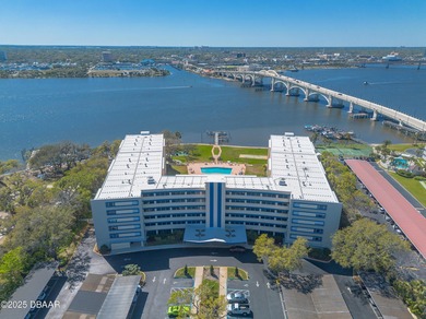 Beach Condo For Sale in Daytona Beach, Florida