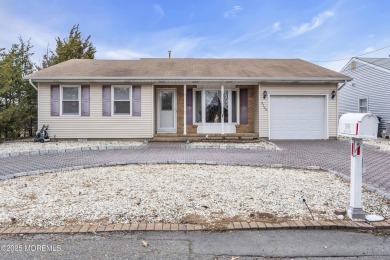 Beach Home For Sale in Toms River, New Jersey