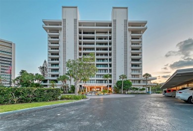 Beach Condo For Sale in Sarasota, Florida