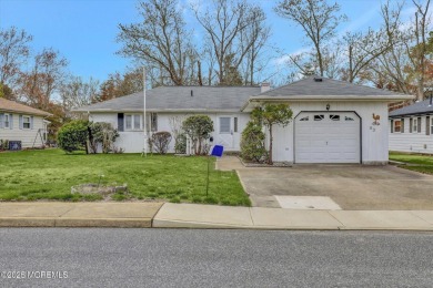 Beach Home For Sale in Toms River, New Jersey