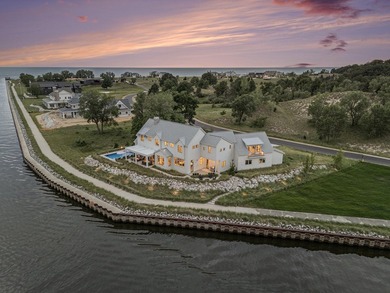 Beach Home For Sale in Saugatuck, Michigan