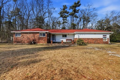 Beach Home Sale Pending in Muskegon, Michigan