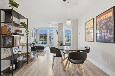 Beach Condo For Sale in Vancouver, British Columbia