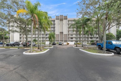 Beach Condo For Sale in Davie, Florida