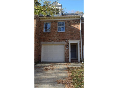 Beach Townhome/Townhouse For Sale in Newport News, Virginia