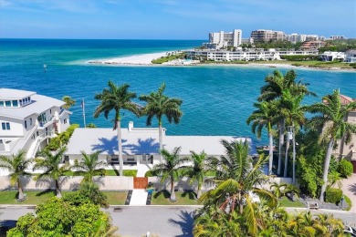 Beach Home For Sale in Sarasota, Florida