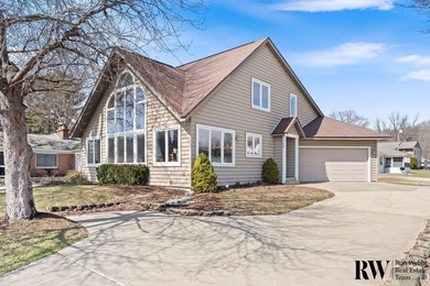 Beach Home For Sale in Holland, Michigan