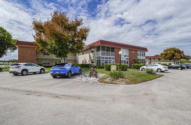 Beach Home For Sale in Vero Beach, Florida