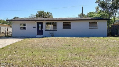 Beach Home Sale Pending in Daytona Beach, Florida