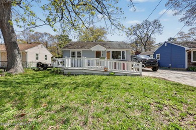 Beach Home Sale Pending in Bayville, New Jersey