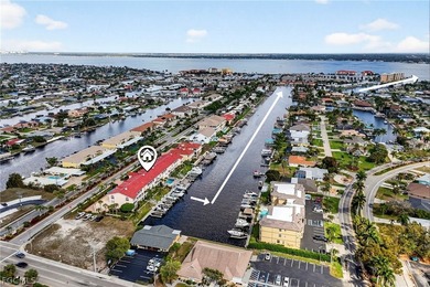 Beach Condo For Sale in Cape Coral, Florida