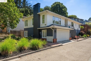 Beach Home For Sale in Oakland, California