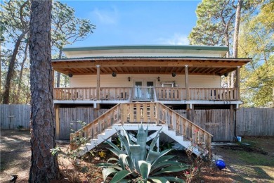 Beach Home For Sale in Dauphin Island, Alabama