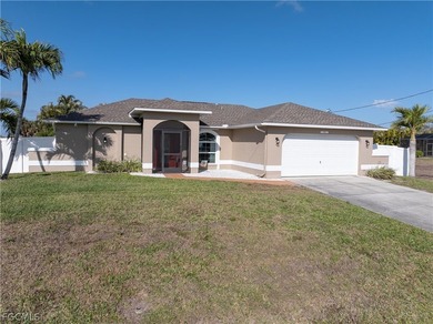 Home For Sale in Cape Coral image photo picture