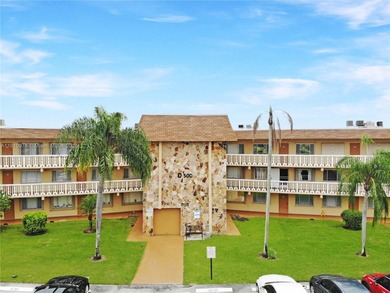 Beach Condo For Sale in Palm Springs, Florida