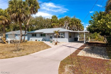 Beach Home For Sale in North Fort Myers, Florida