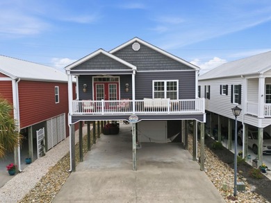 Beach Home For Sale in North Myrtle Beach, South Carolina