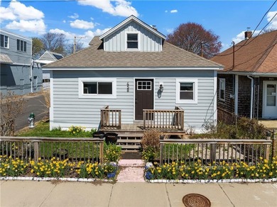 Beach Home Sale Pending in Portsmouth, Rhode Island