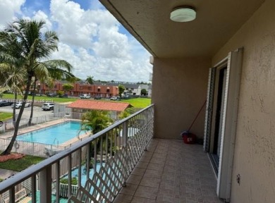 Beach Condo For Sale in Miami, Florida