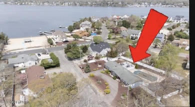 Beach Home For Sale in Bayville, New Jersey