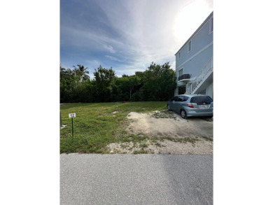 Beach Lot For Sale in Key Largo, Florida