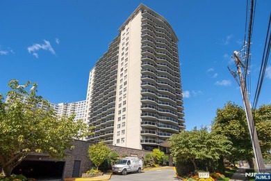 Beach Other For Sale in Fort Lee, New Jersey