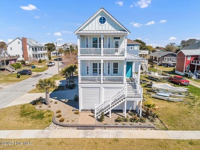 Beach Home For Sale in Morehead City, North Carolina