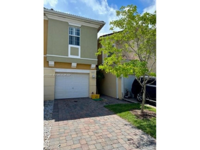 Beach Townhome/Townhouse For Sale in West Palm Beach, Florida