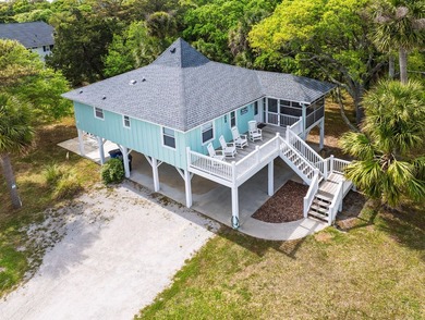 Beach Home For Sale in Edisto Island, South Carolina