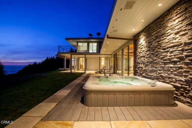 Beach Home For Sale in Little River, California